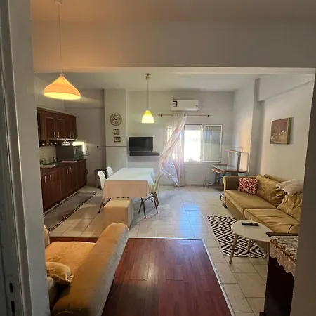 Olga Apartment *